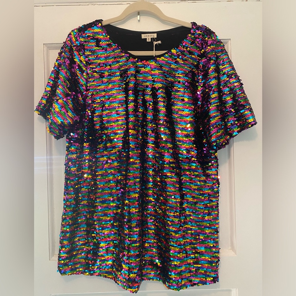 Sequined Jodifl top — Size Medium